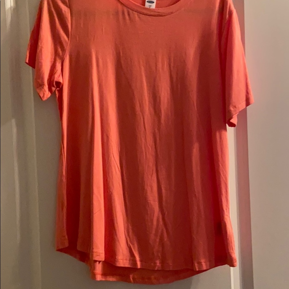 Pink tee shirt